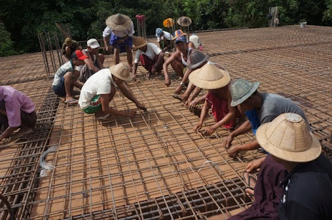 ဒက္မံင္ပသဲတာန္ သြက္ဂံြစ၀္တုိန္အာ ထပ္ဒုတိယ