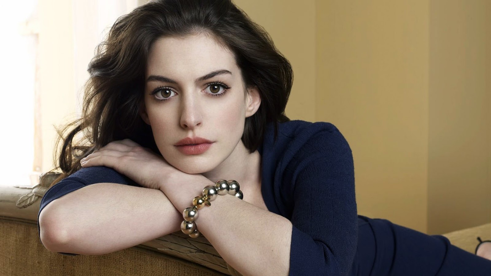 Anne Hathaway hd Wallpapers 2012 | Cute HD Walls