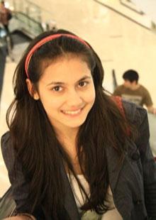 Artis Inonesia Pevita Pearce 16