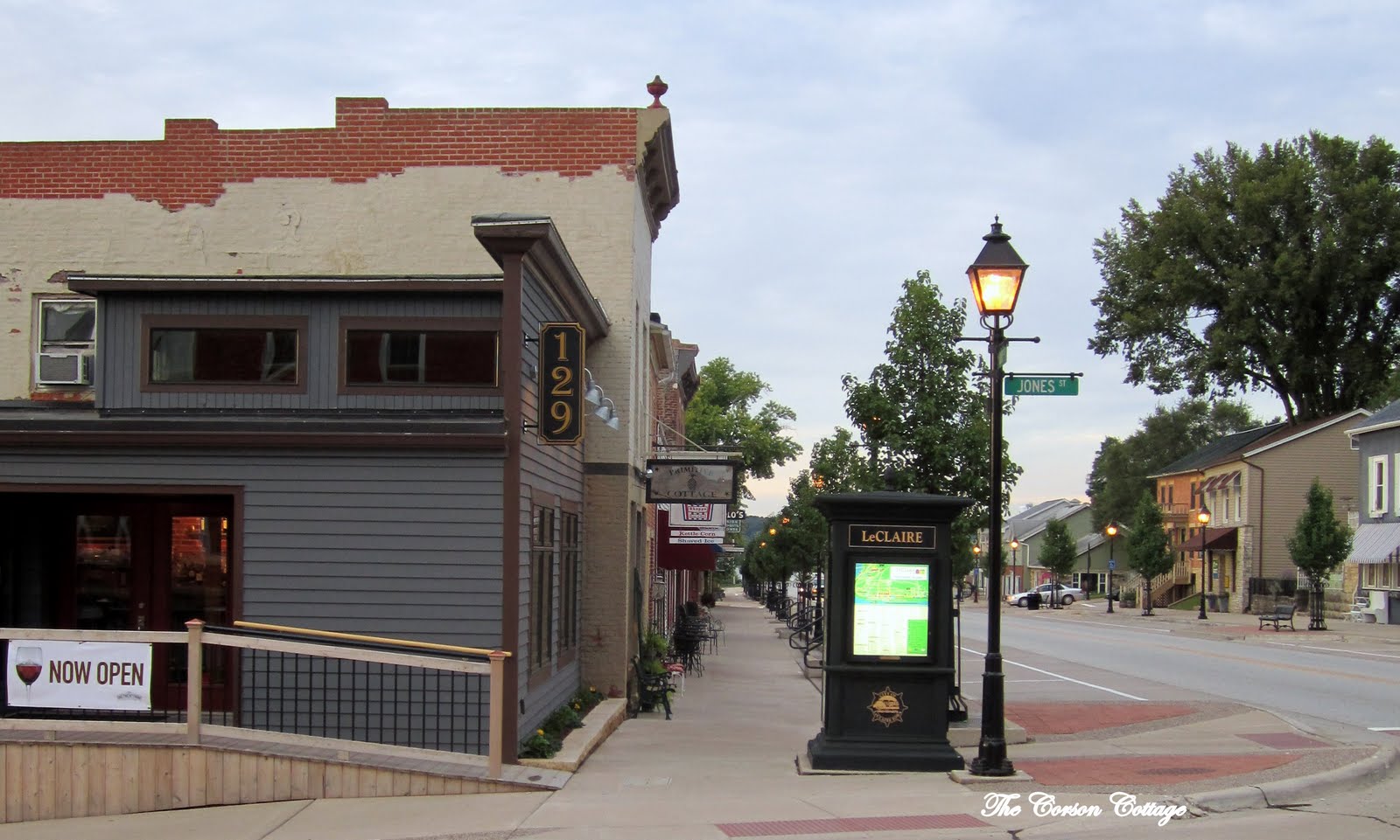 the corson cottage LeClaire, Iowa My Favorite Little River Town & Home...