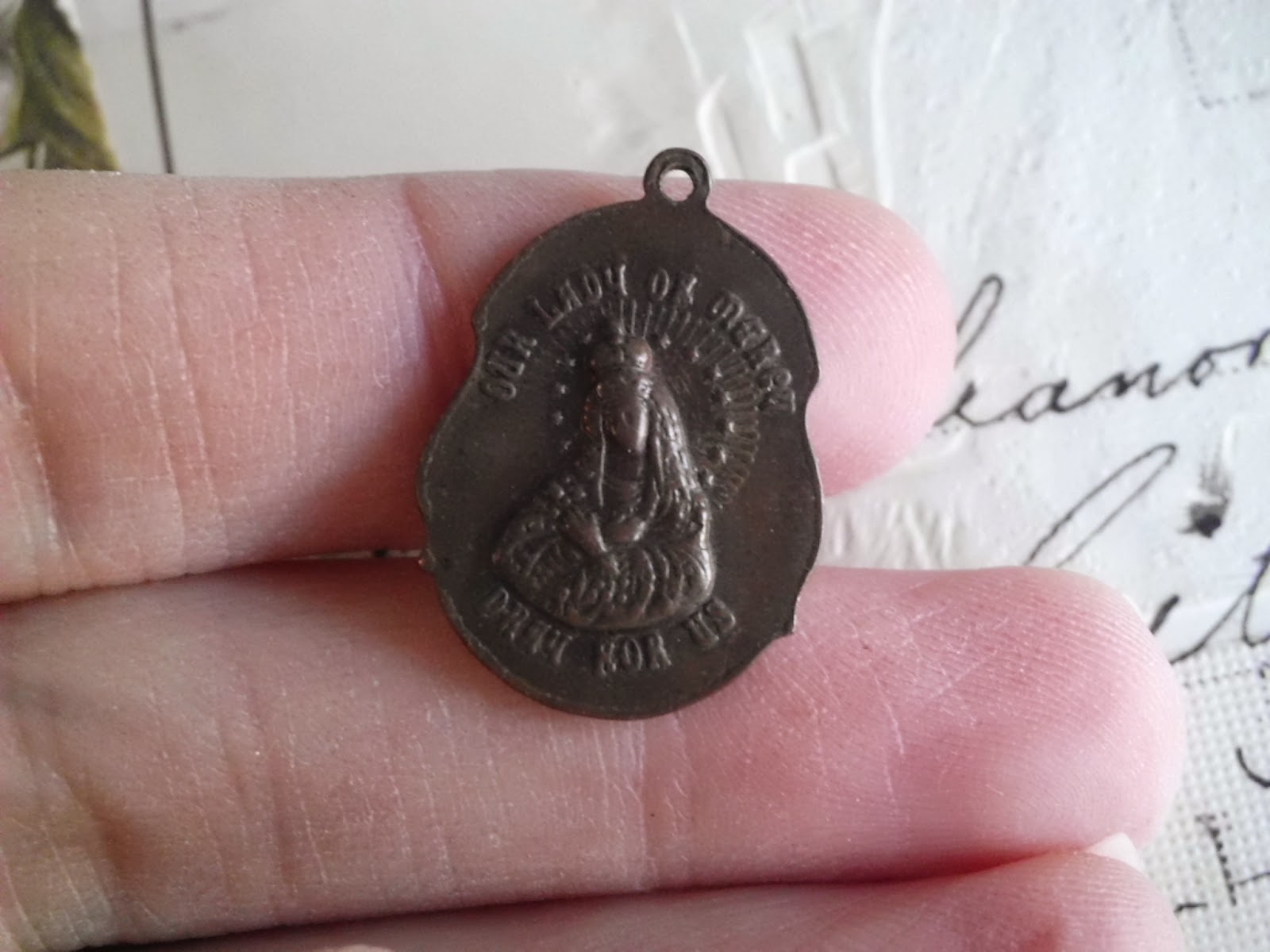 Vintage Religious Medals Old Vintage Antique Jesus I Trust in Thee