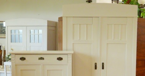 Antike Möbel: Antike Möbel in weiß