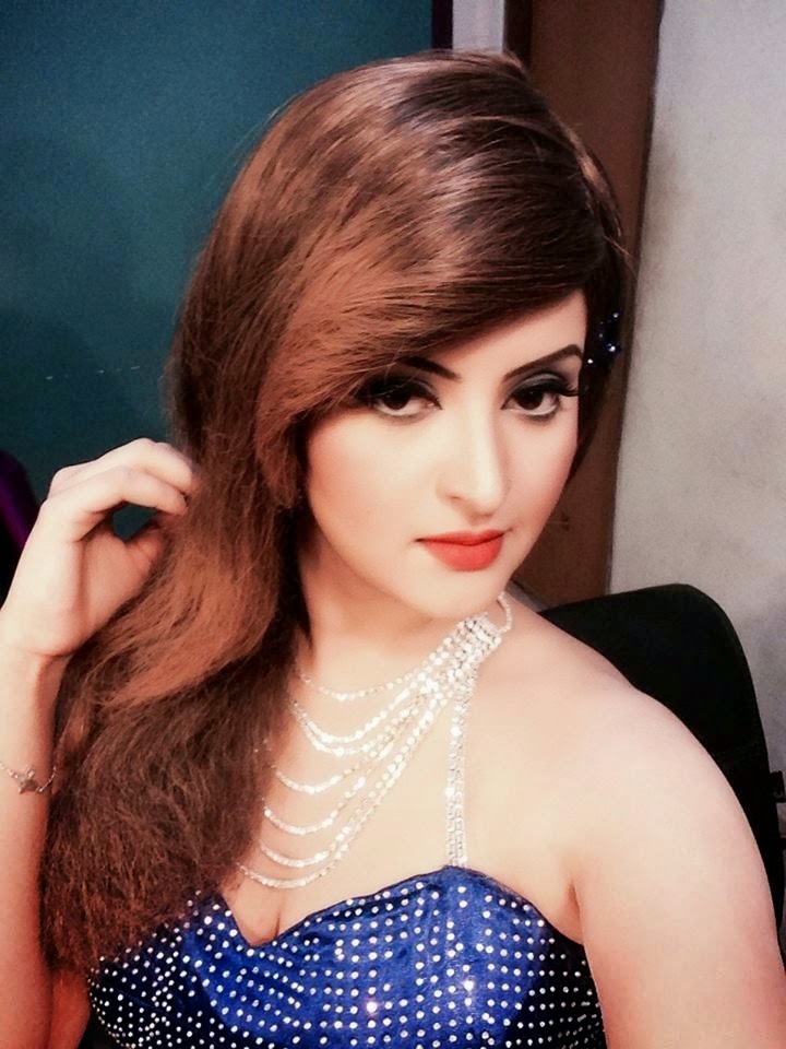 Pori Moni Spicy Bangladeshi Model and rising Actress very hot and sexy pictures Wallpapers Fee Download