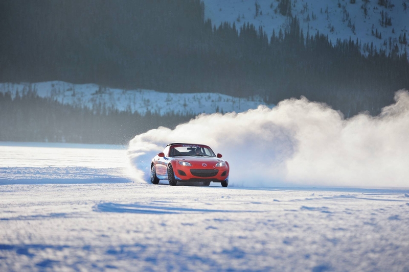 [Immagine: Mazda_MX5_Ice_Race_3.jpg]