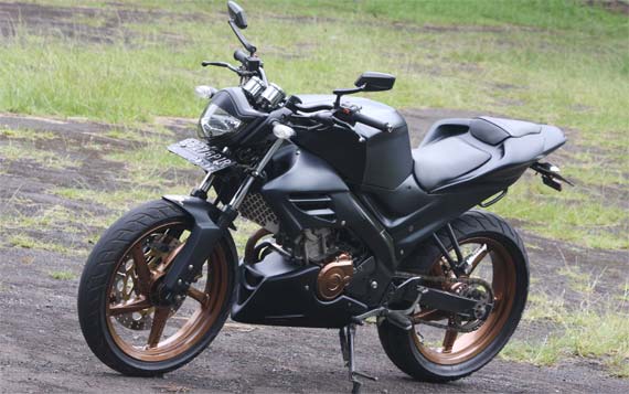 Foto Yamaha New Vixion Warna Biru Foto Yamaha New Vixion Warna Biru