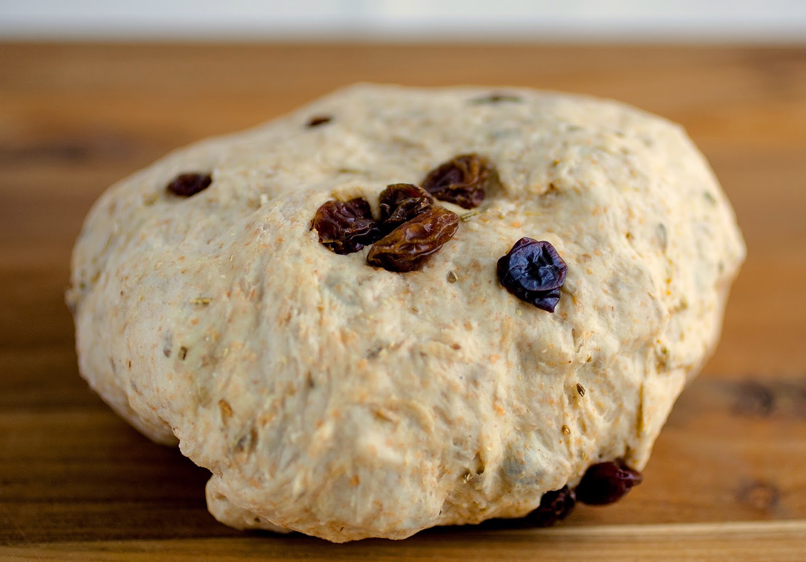 Tish Boyle Sweet Dreams Crusty Fennel Raisin Bread