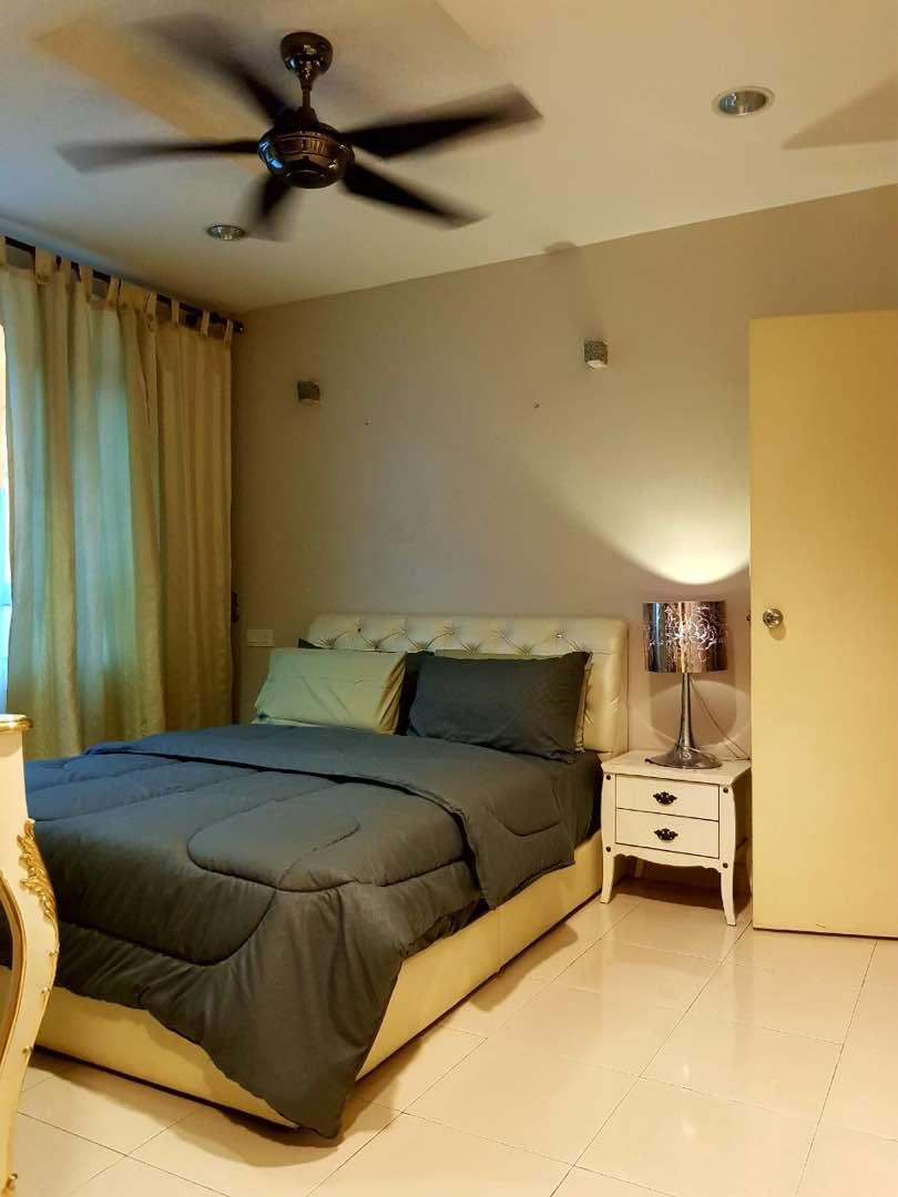 3 bedrooms with 4 star bed set
