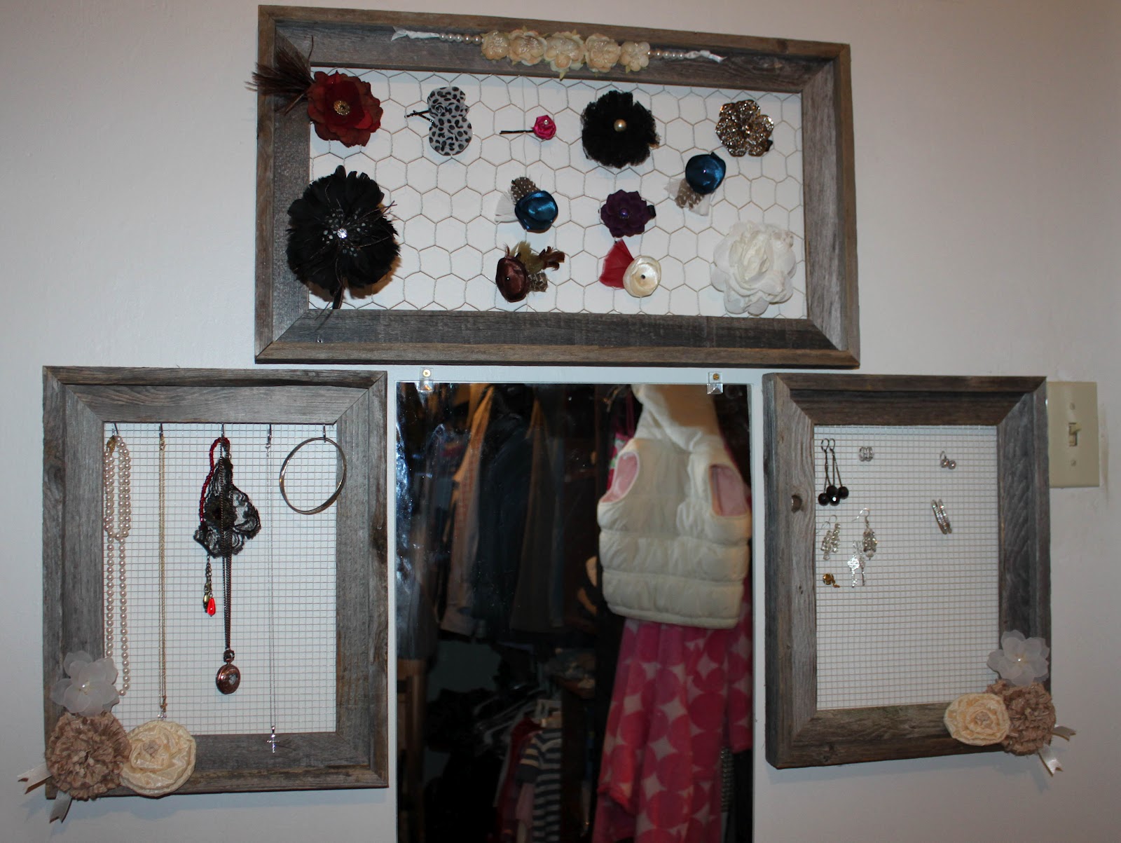 What a Little Birdie Picture Frame Jewelry Holder