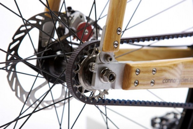 Bicicleta tem quadro construído com bambu Bicicleta tem quadro construído com bambu