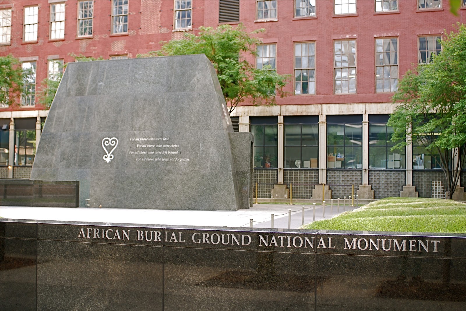 NYC ♥ NYC: African Burial Ground - A Sacred Space in Manhattan Where