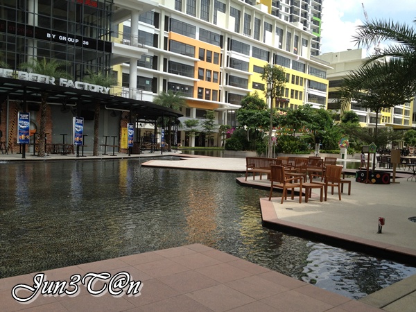 JuneTanyp: Starbucks @ Setia Walk Pusat Bandar Puchong