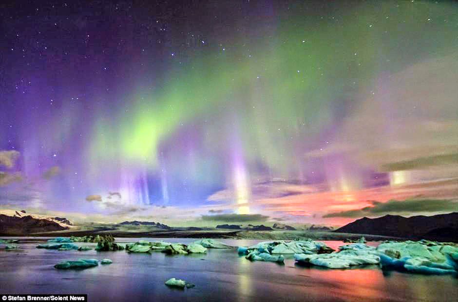 Gerrys Blog Bunter Himmel In Island Vulkanausbruch Trifft Auf