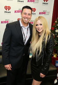Avril Lavigne See Through Cleavage At 103.5 KISS FM’s Jingle Ball in Chicago