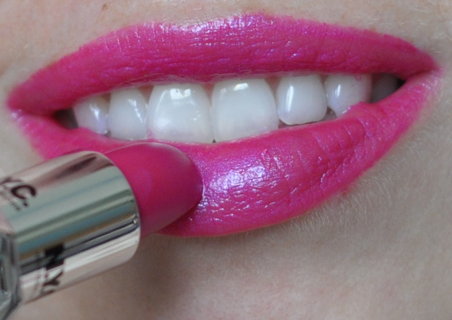 Fuchsia Lipstick Petra