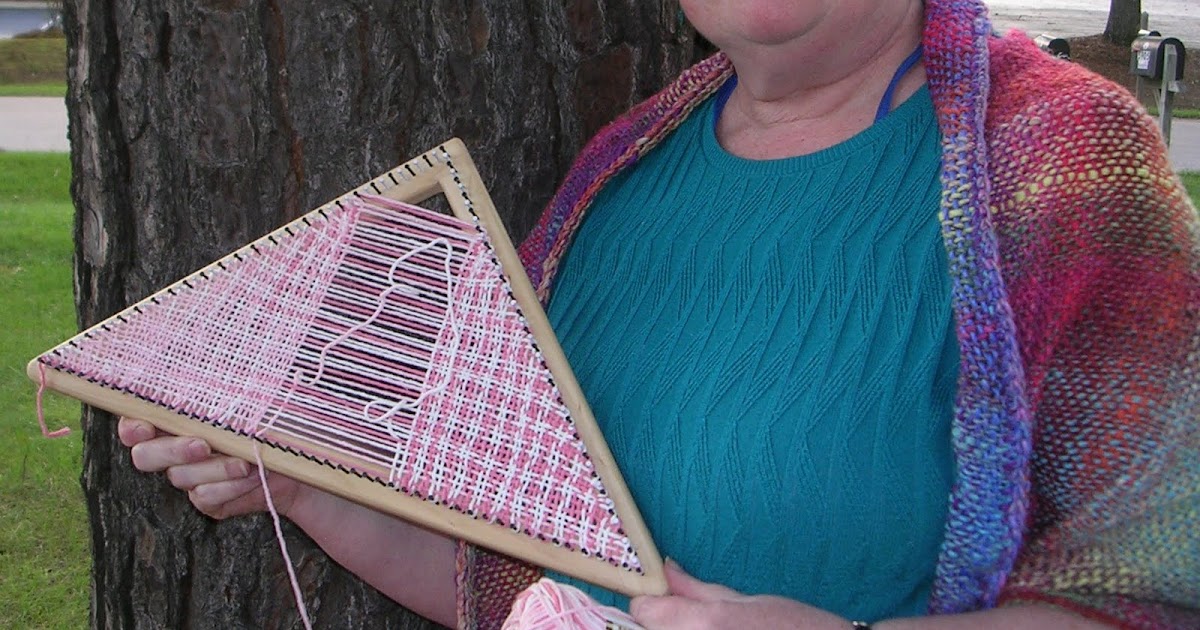 Li Sashay Adelaide Siegl Triangle Loom Weaver
