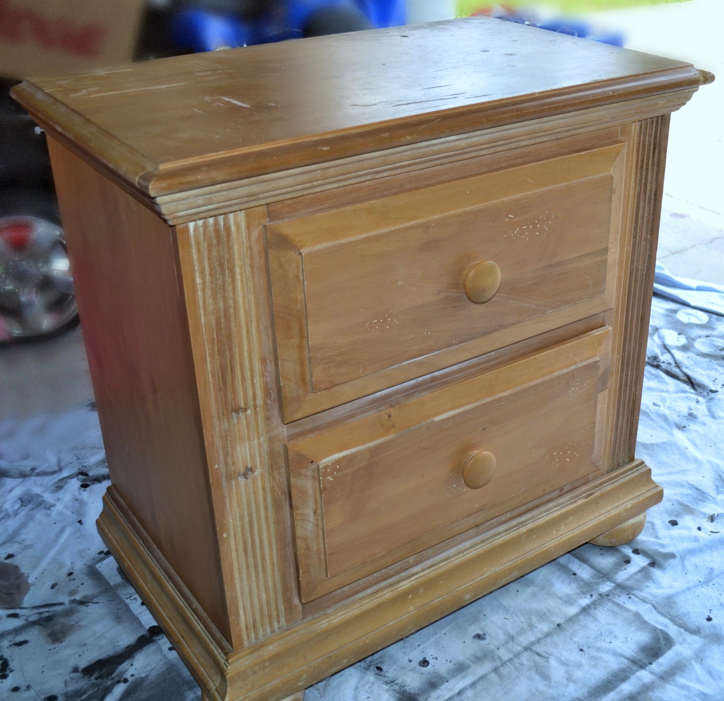 It's A Mom's World Pink & White TwoToned Nightstand Makeover