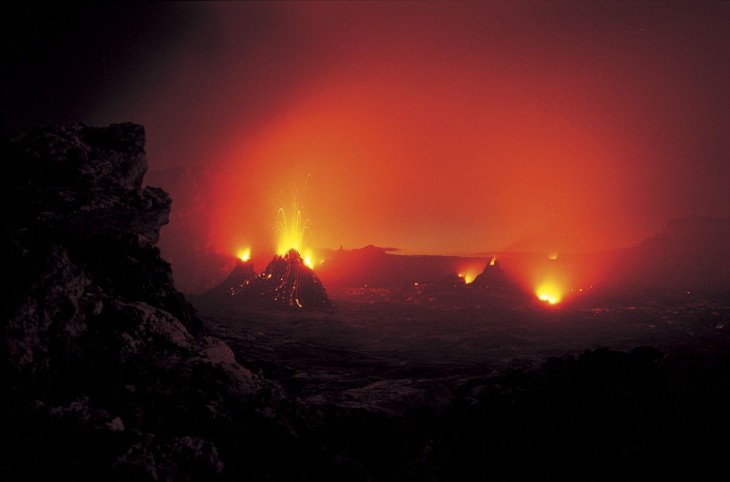 Volcanes activos lava rocas