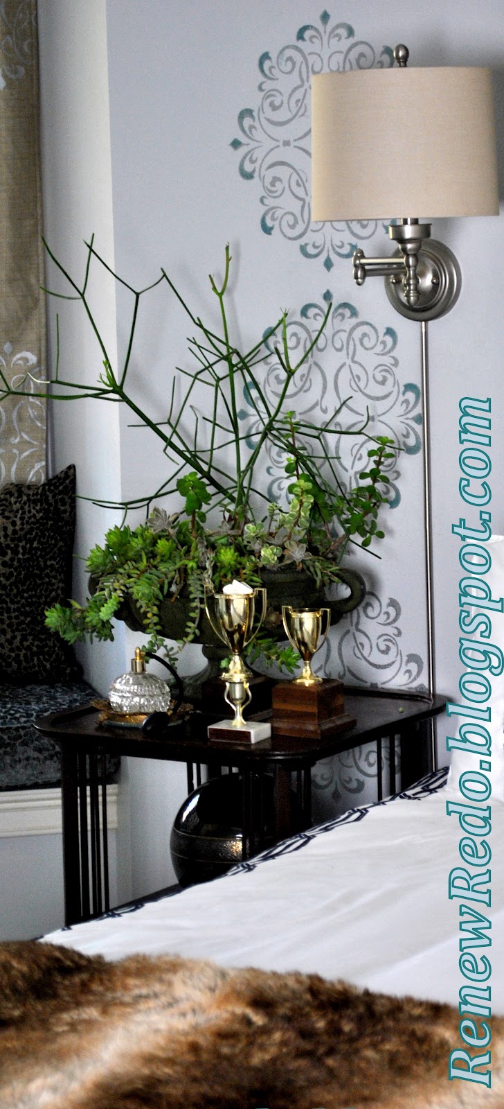 ReNew ReDo! Rub n' Buff Wall Stencil How To