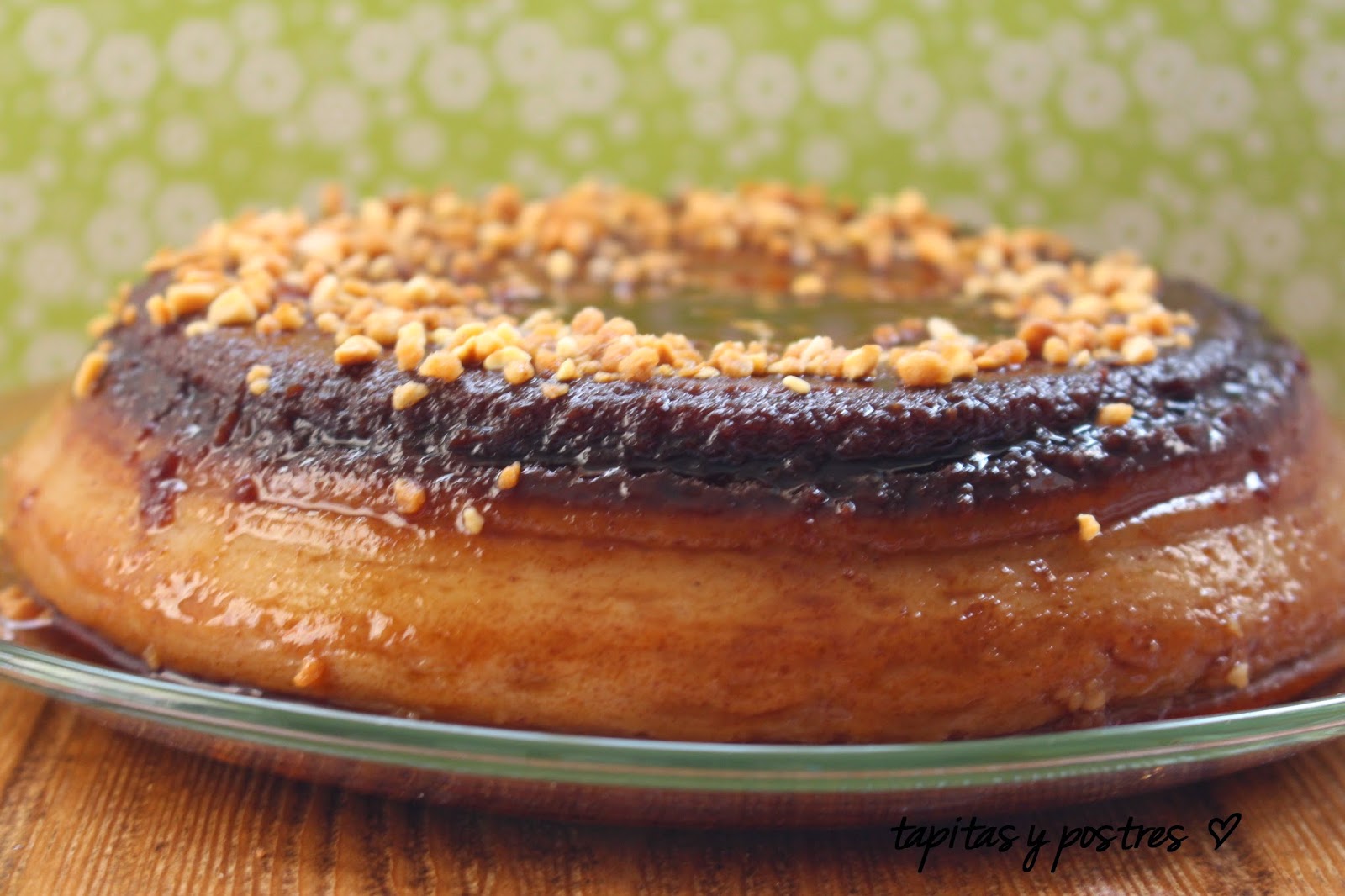 Pastel De Avellanas Y Galletas.
