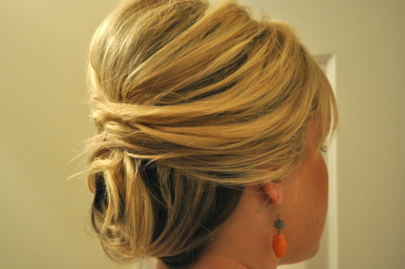 updo that anyone can do! It helps to have hair approximately shoulder ...
