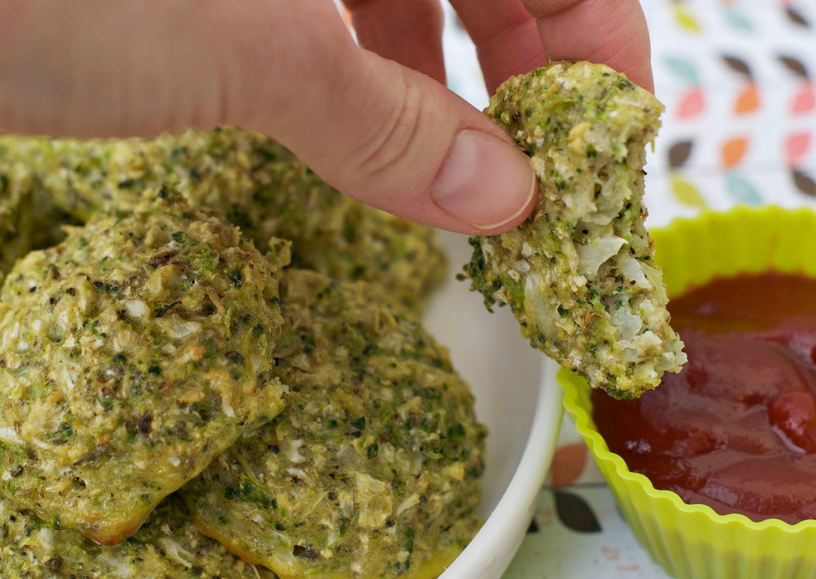 Healthy, Tasty, & Simple Eating Cauliflower Broccoli Tots