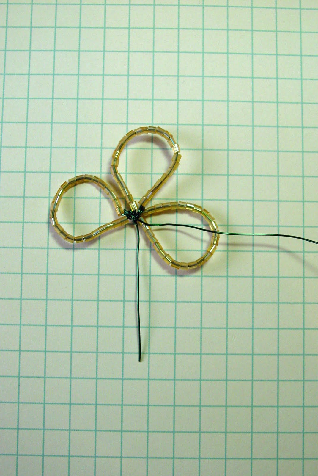 a Good Life bubbly scrumptious update...simple wire flower tutorial