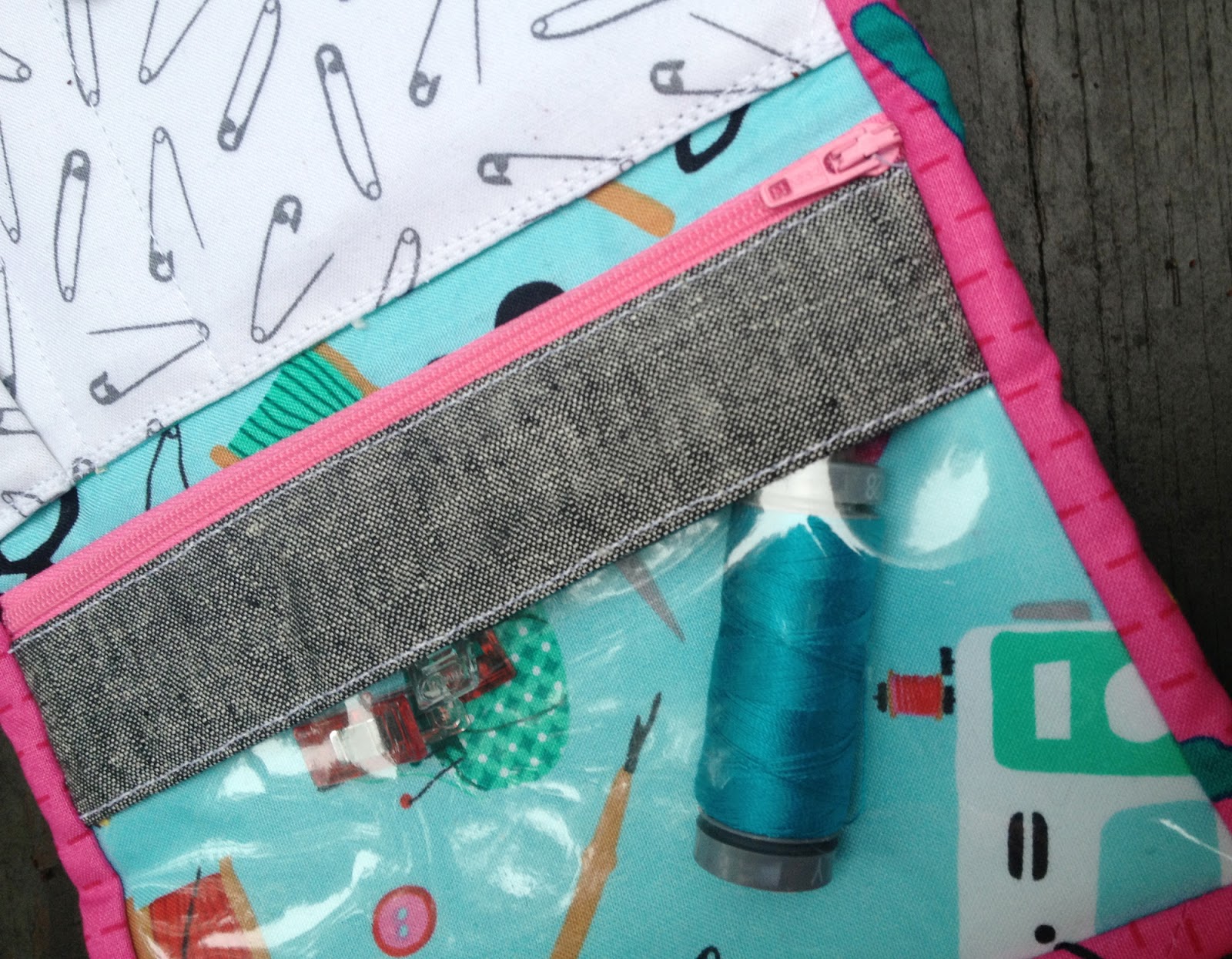 Laurie Wisbrun Scarlet Fig Sew Pretty Giveaway....and a super cute