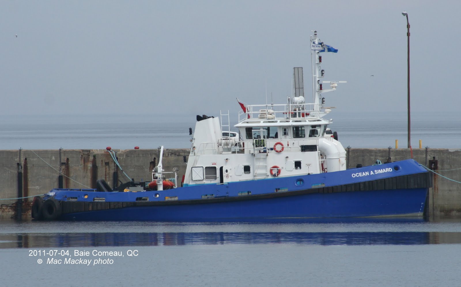 Tugfax Océan A. Simard on the job in Baie Comeau
