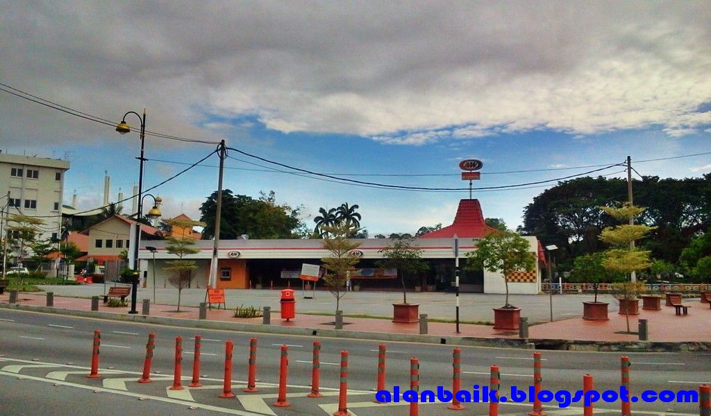 alanbaik : anak baik, menantu molek: Pertama Kali Naik Komuter Berwajah