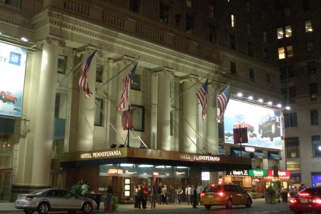 BedandBoard International: Hotel Pennsylvania - New York - September 2006