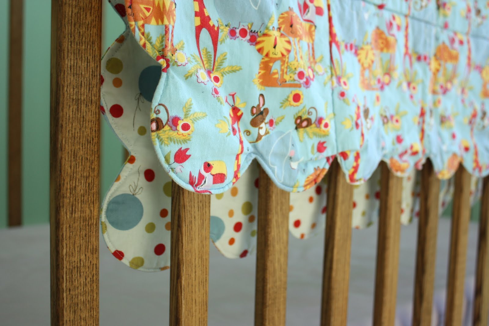 Zaaberry Scalloped Edge Baby Blanket