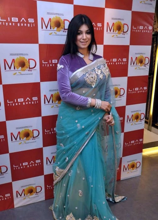 Bollywood actress Ayesha takia new sexy photos in transparent Saree at MOD movie premier glamour images
