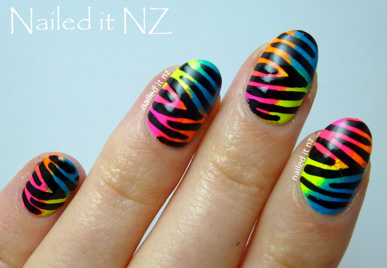 motif zebra nail art