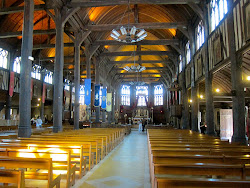 L'Église St-Étienne et son intérieur tout en bois