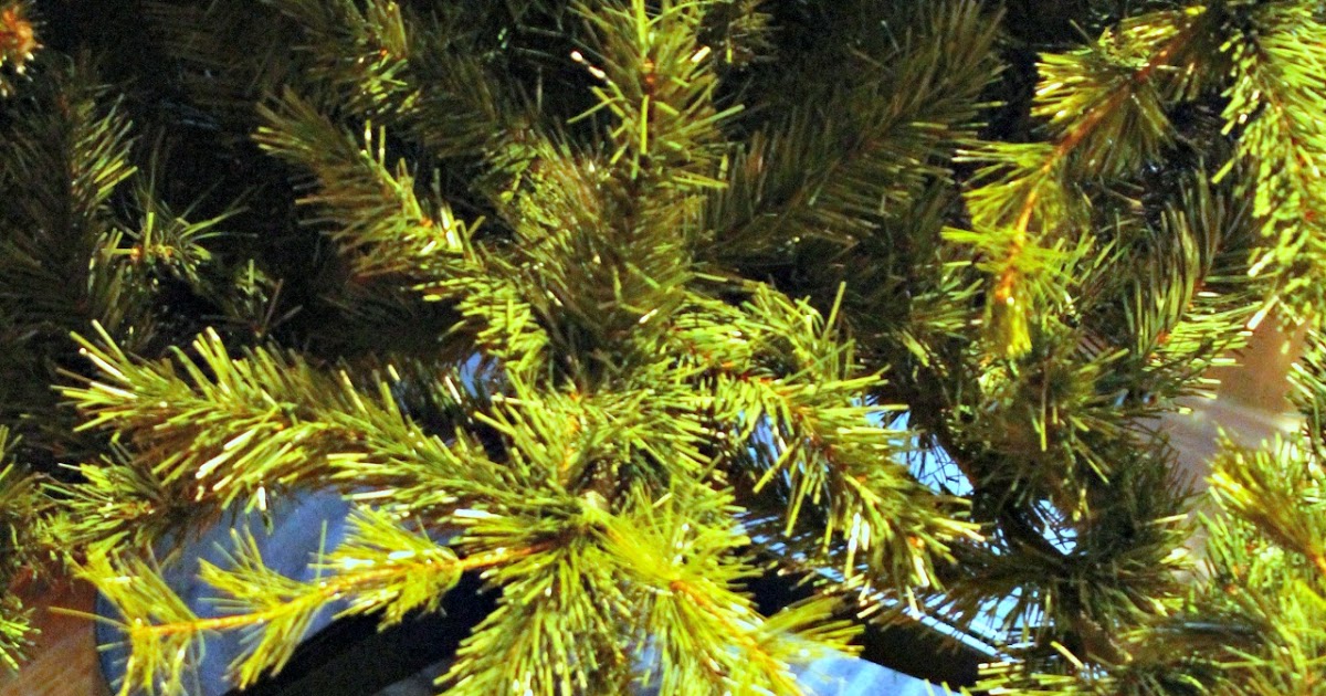 dreamingincolor How to get your Christmas Tree Taller?
