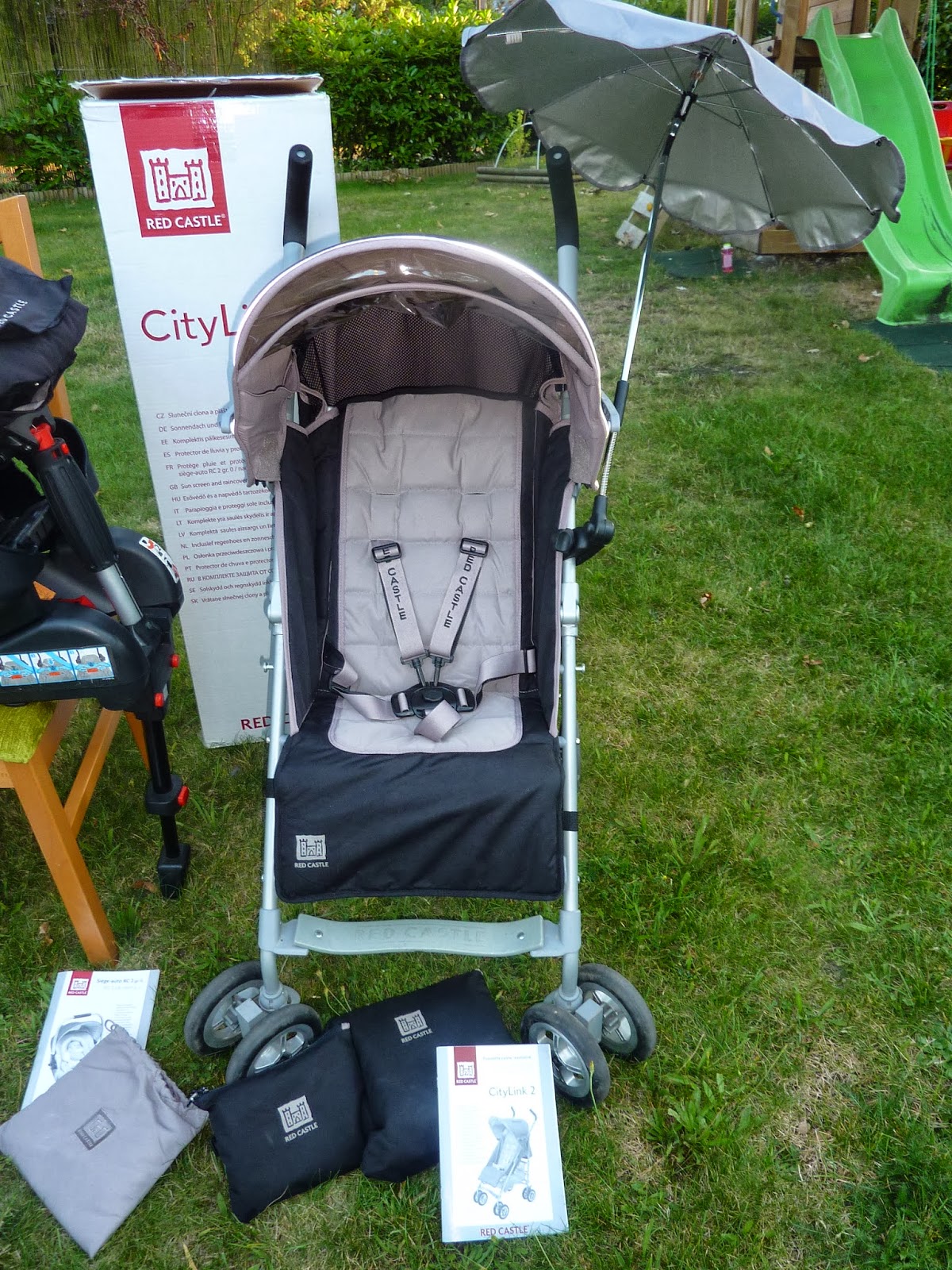 notre famille et moi VENDUE poussette City link2 + siège auto RC2 + base isofix de RED CASTLE