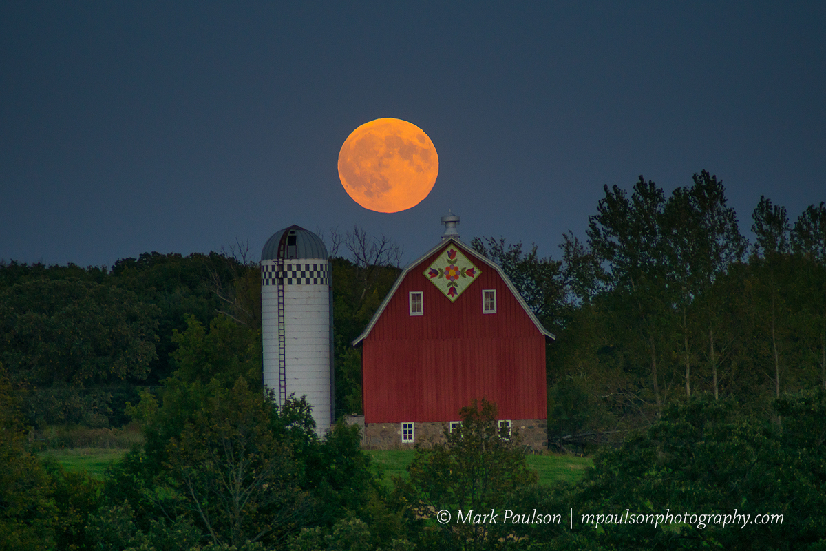 MAP Artistic Photography Photo of the Day Full Moon Rising, Minnesota