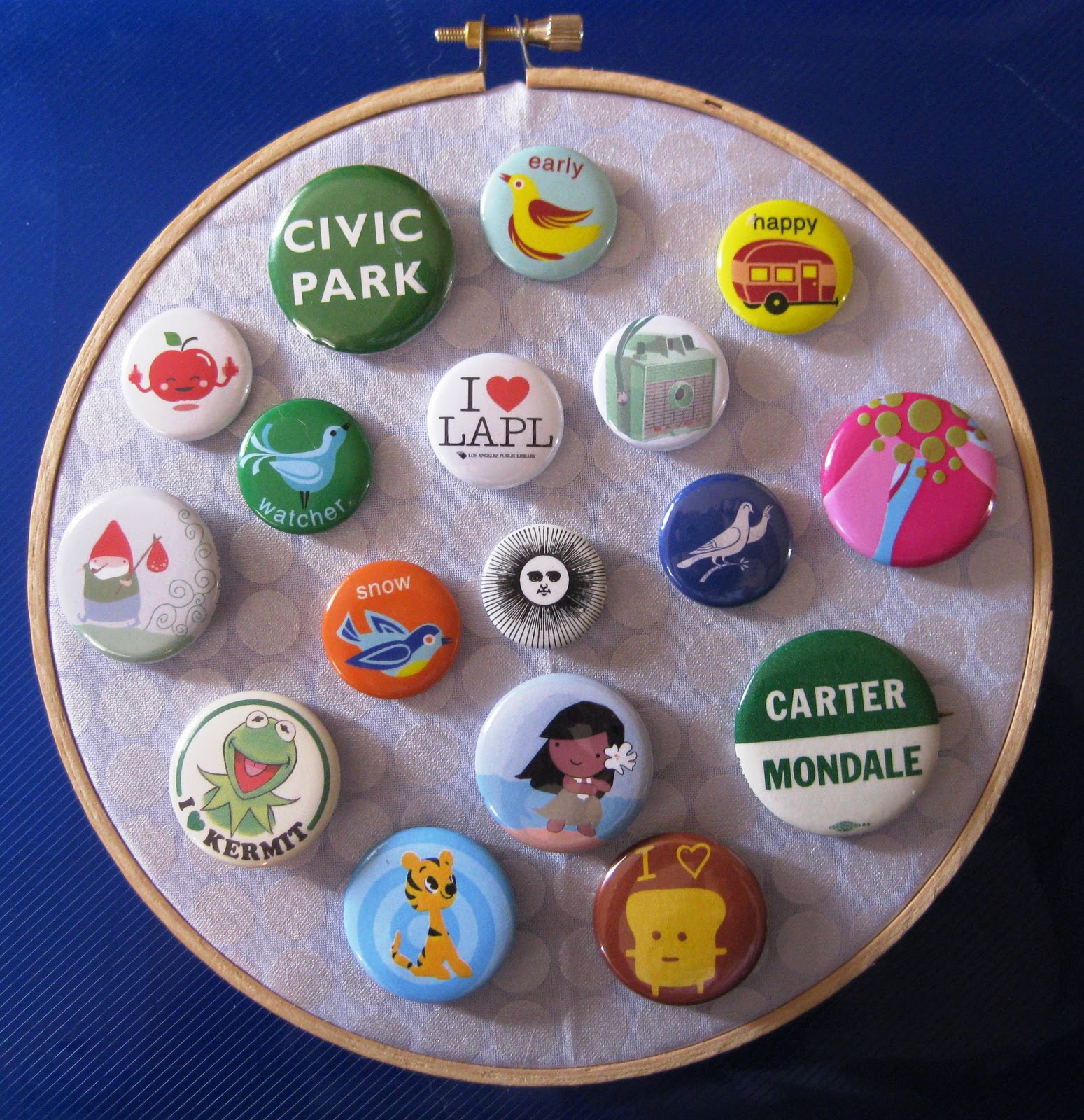 fun ways to display badge pins Pin collection displays, Pinback
