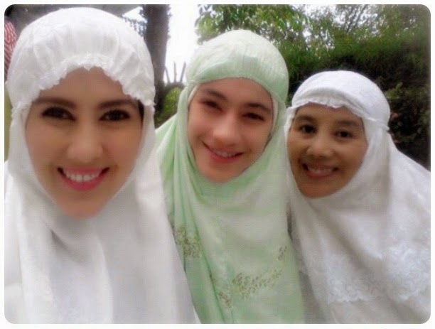 Zee(tengah)