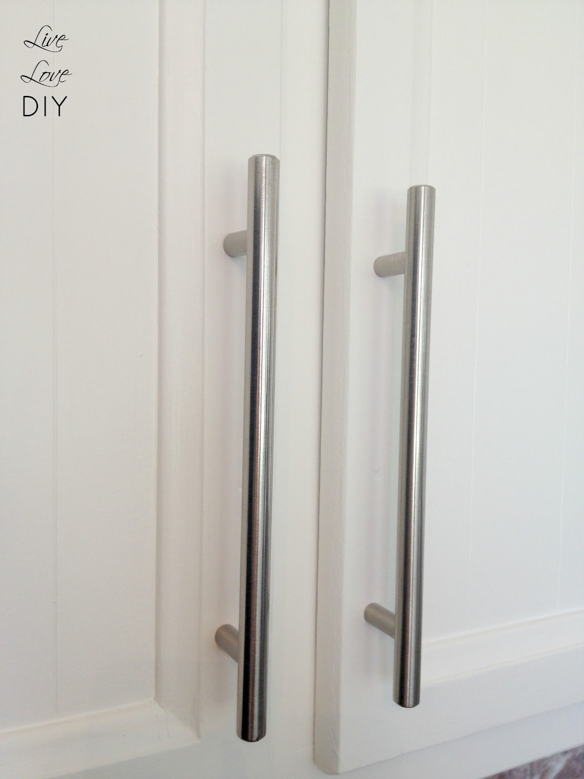Livelovediy How To Paint Kitchen Cabinets In 10 Easy Steps
