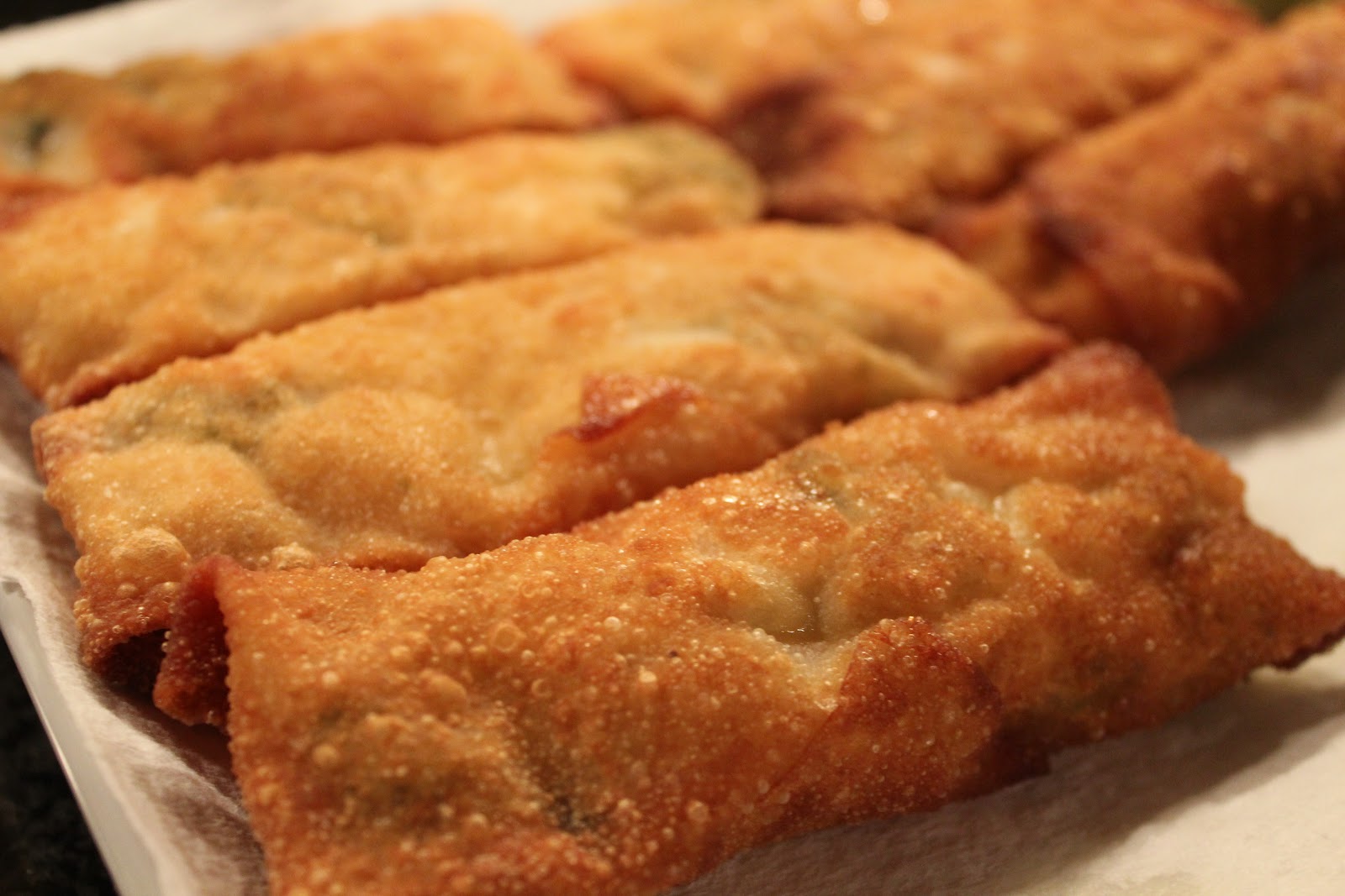 Delicious Dishings Chicken, Broccoli, And Cheese Egg Rolls