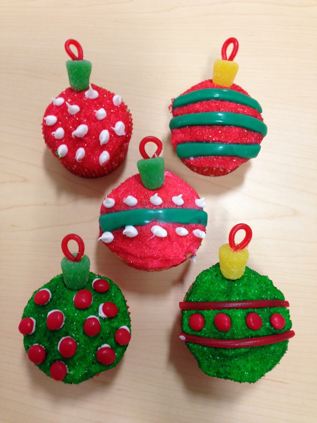 The Project Diary Christmas Ornament Cupcakes