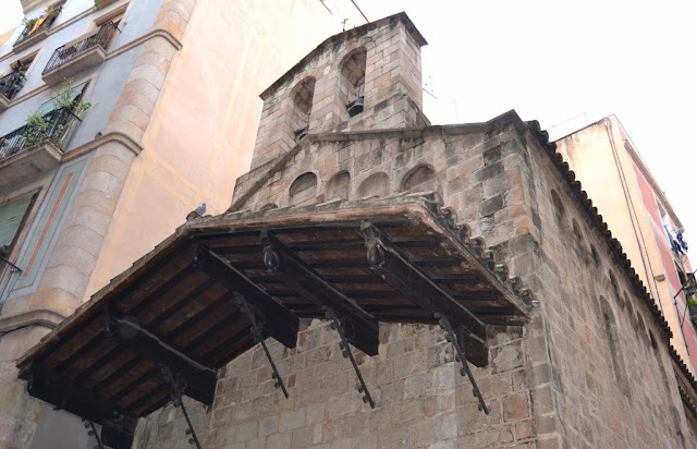 Detalle de la fachada de la Capilla Marcús