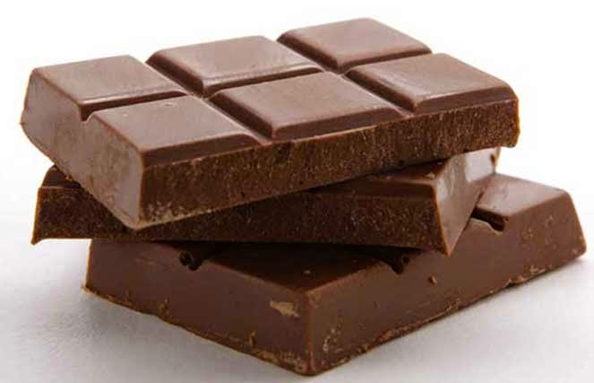 foto de tabletes de chocolate emplhado