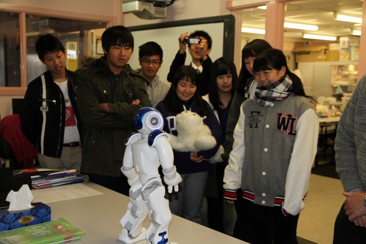 NAO and Paro  meet students from Japan.