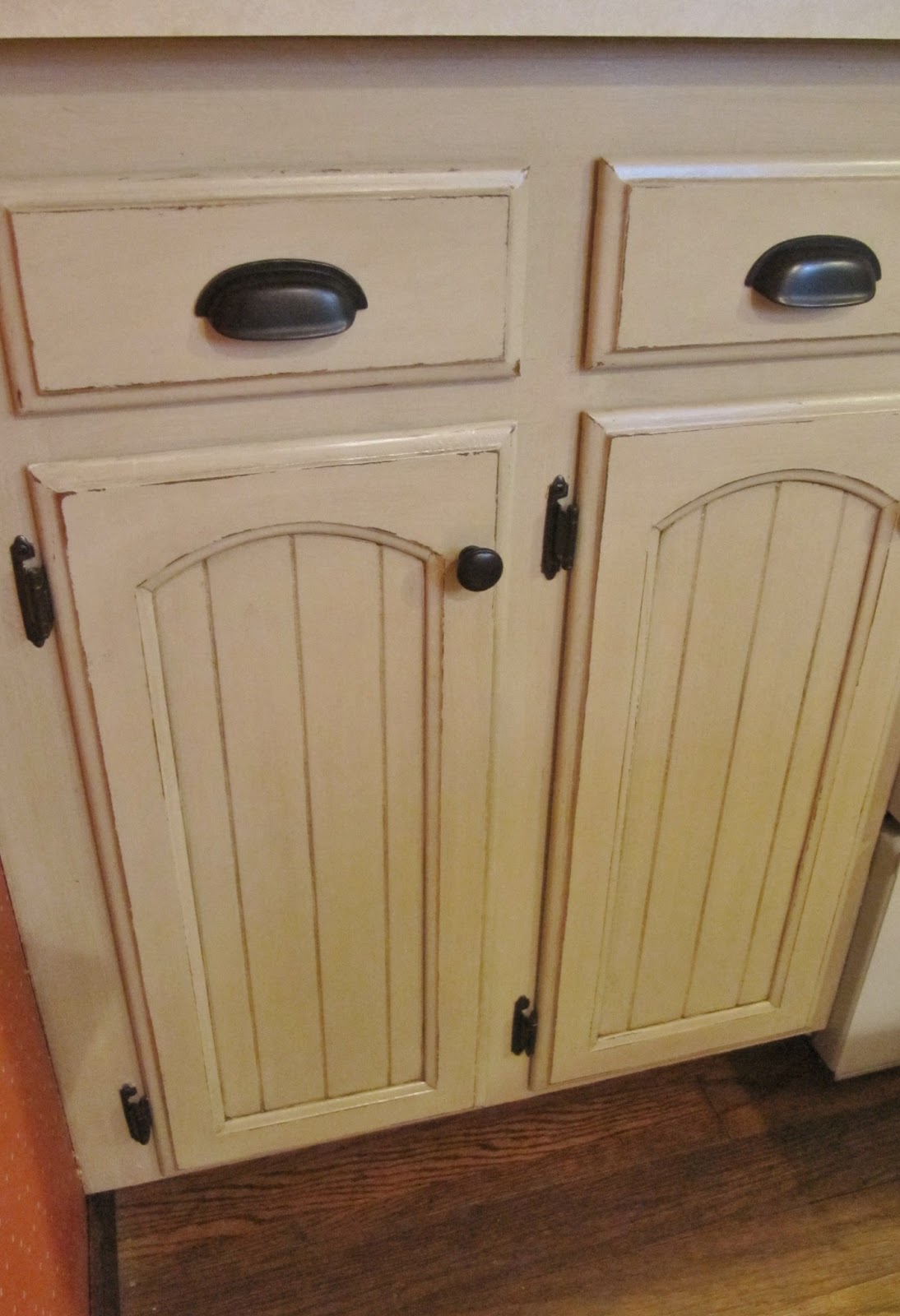 Red kitchen cabinet knobs Black Kitchen CabiHandles