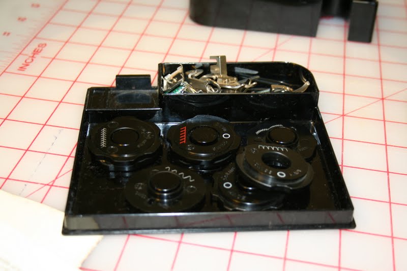 Tammy's Craft Emporium Green Elna Supermatic Sewing Machine