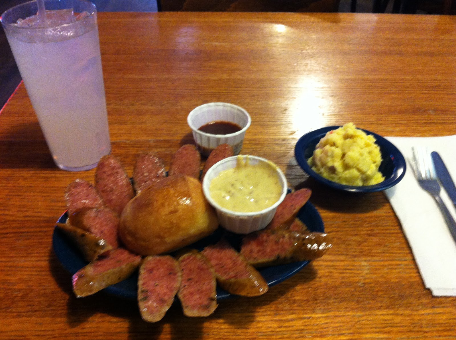 Sonny Bryan Smokehouse Dallas Sausage BBQ Barbecue Barbeque Bar-B-Que