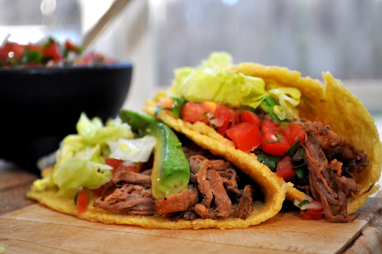 carinamdee Slow Cooker Beef Tacos with Fresh Pico de Gallo