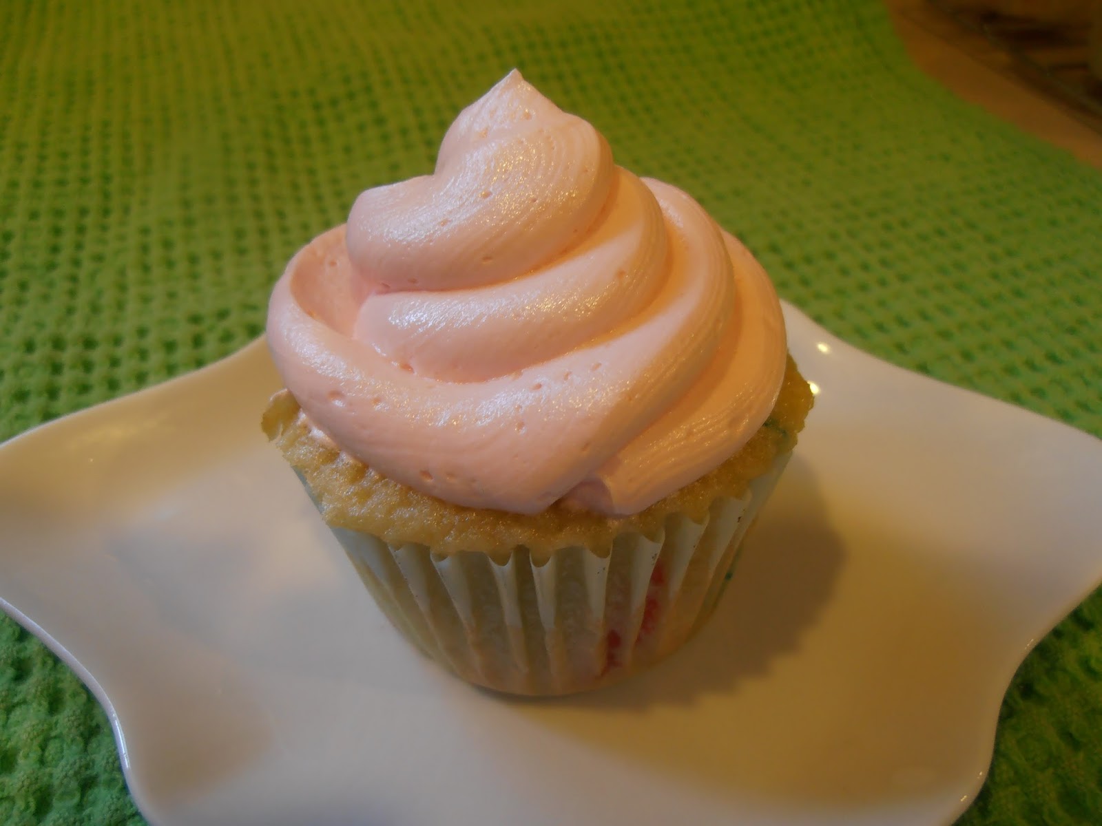 I Can't Believe It's GlutenFree Funfetti Cupcakes with Strawberry